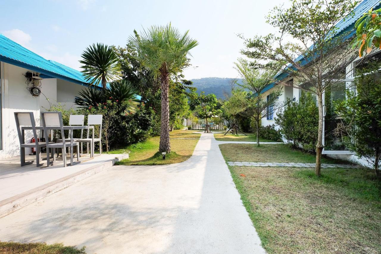 March Samui Resort Mae Nam Extérieur photo